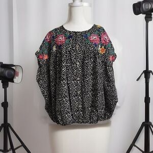 Plus 2X Casual Career Cottage Chic Embroidered Sleeveless Black Polka Dot Blouse